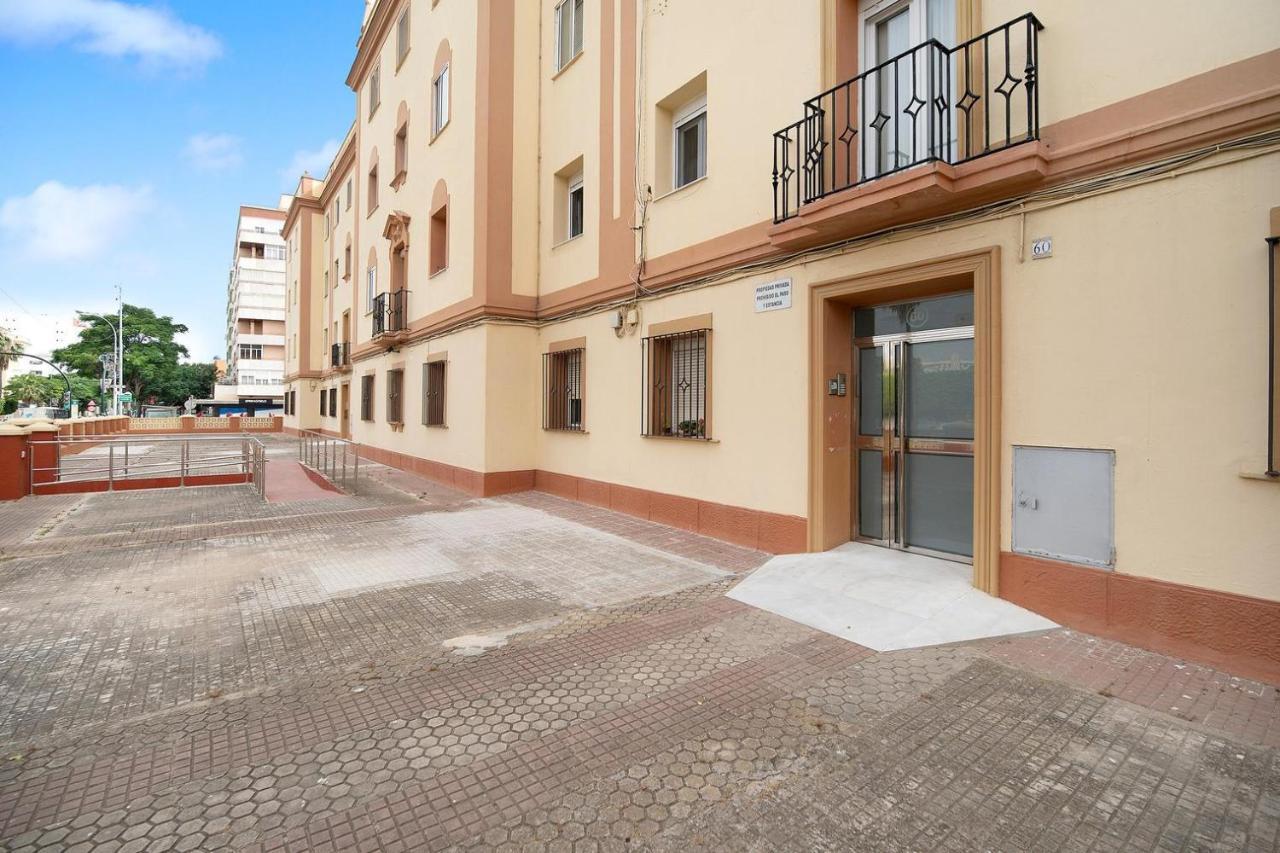 Grand Beachside Apartment - Cadiz Luaran gambar