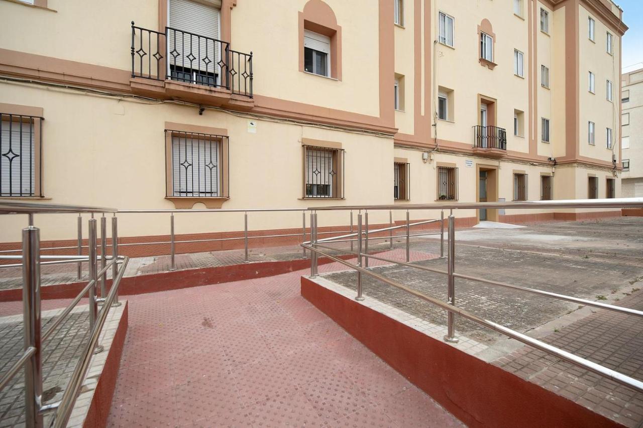 Grand Beachside Apartment - Cadiz Luaran gambar